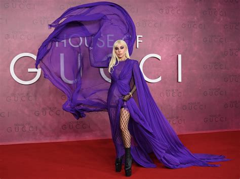 vestito viola gucci vecchio